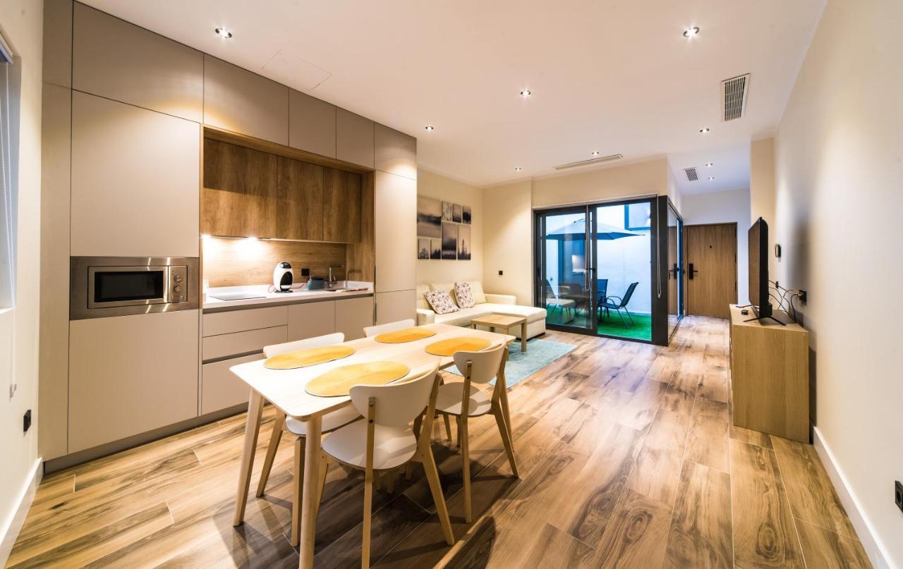 Seville Luxury Downtown Suite Ngoại thất bức ảnh